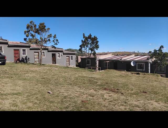 20 BEDROOM APARTMENT FOR SALE IN MTHATHA RURAL